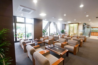 lobby2.jpg